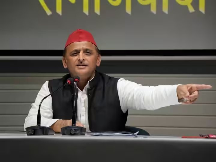 UP: सपा प्रमुख अखिलेश यादव ने सीएम आदित्यनाथ पर वंशवाद की राजनीति का लगाया आरोप! जानें क्या कहा?