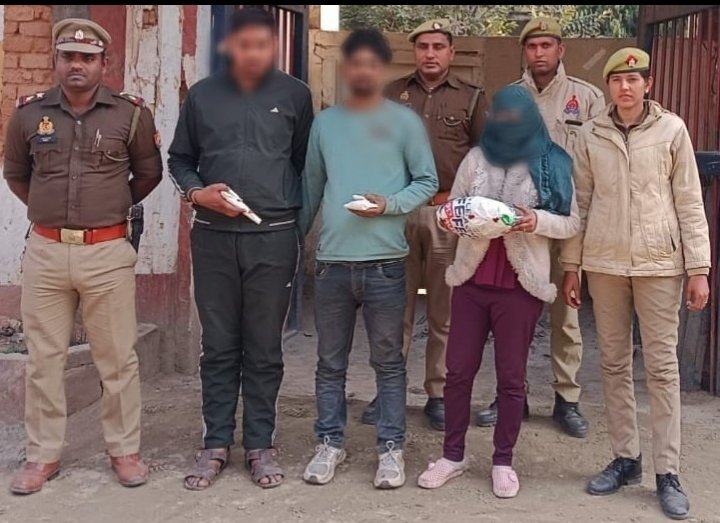 रोहनिया पुलिस ने चेकिंग के दौरान तीन को  गांजा तस्करी के आरोप में 3   में किया गिरफ्तार